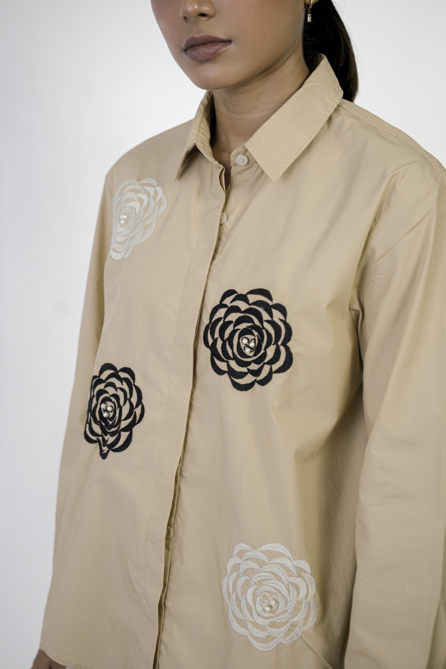 Swirl Bloom Shirt in Beige