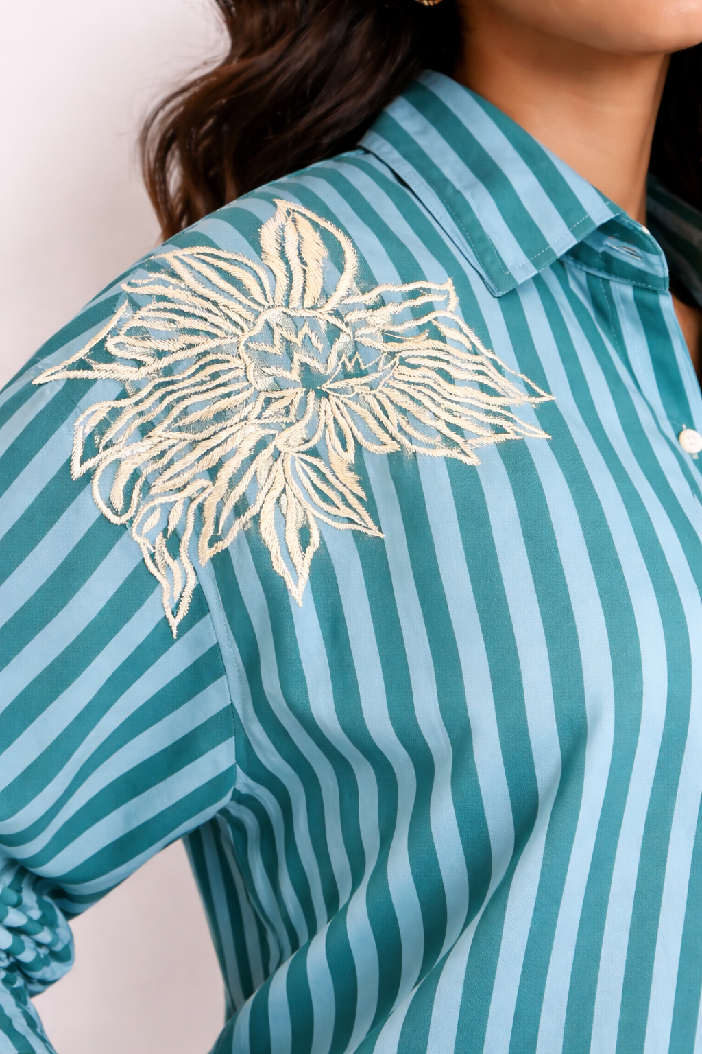Scarlet Shirt in green stripe