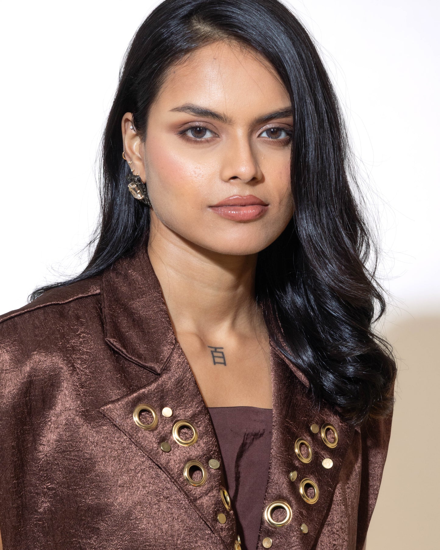 Noira Set in Brown