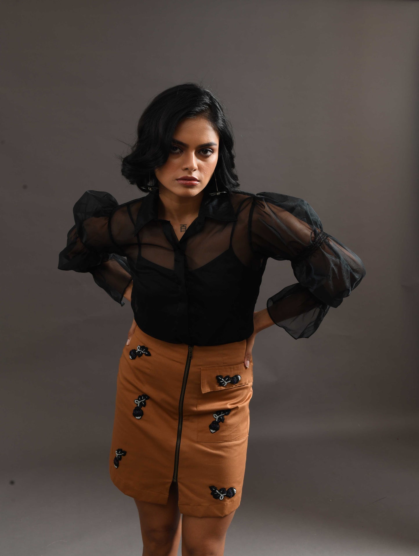 SELENA SKIRT (BROWN)